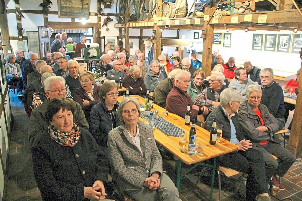 Plattdeutsche Abende im Heimathaus.